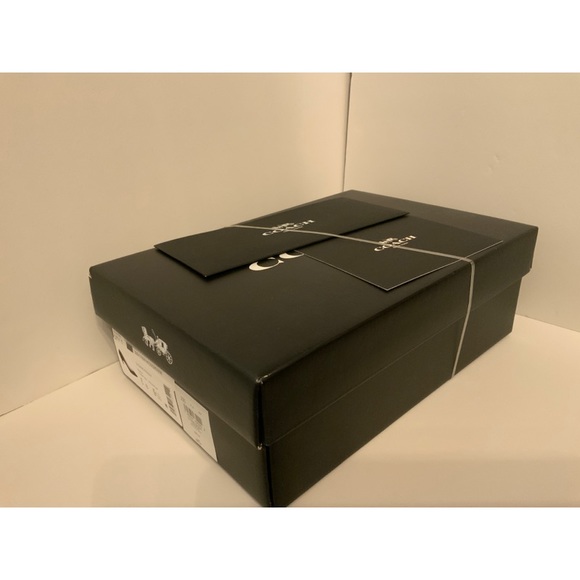 Coach black patent size 5 heels - Picture 12 of 13